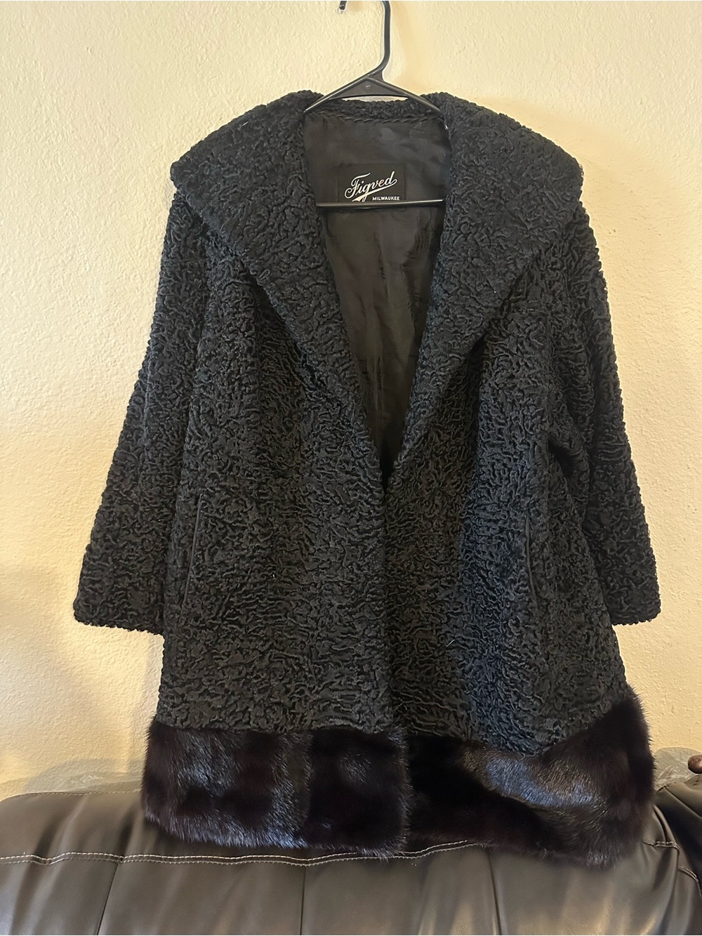 Vintage Persian Lamb Fur Coat Black Fur Trim 3/4 Sleeves Size L